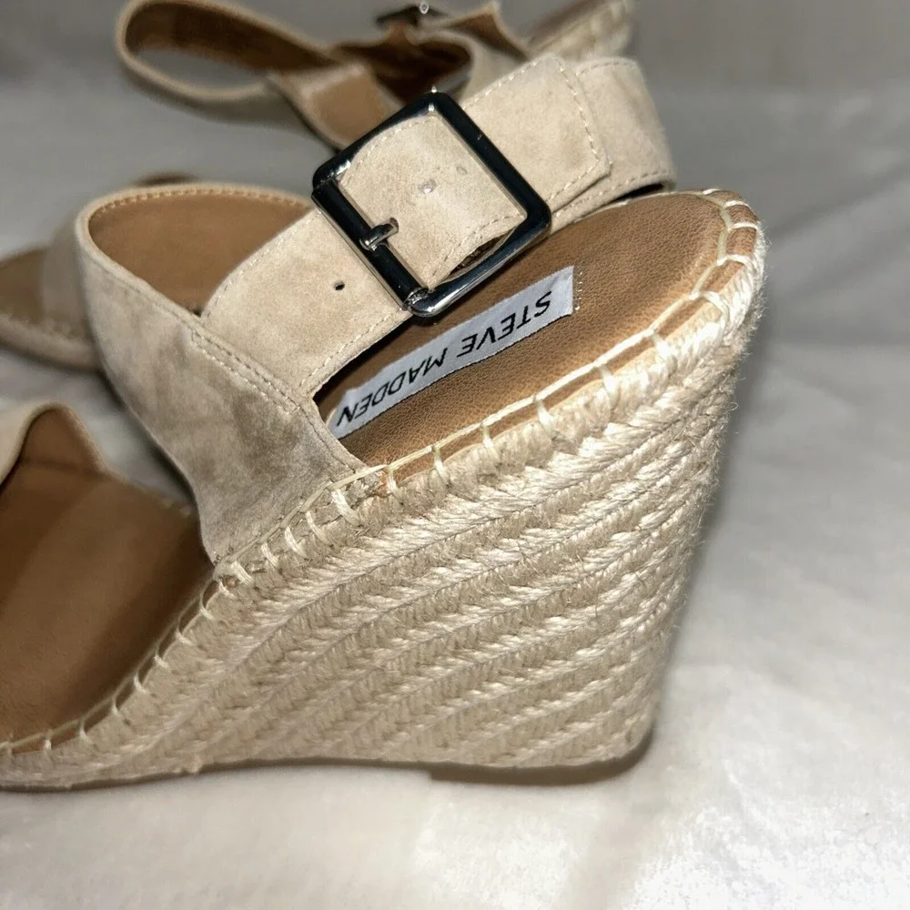 Steve Madden‎ Women's Upstage Wedge Sandal, Tan Suede, Size 10
